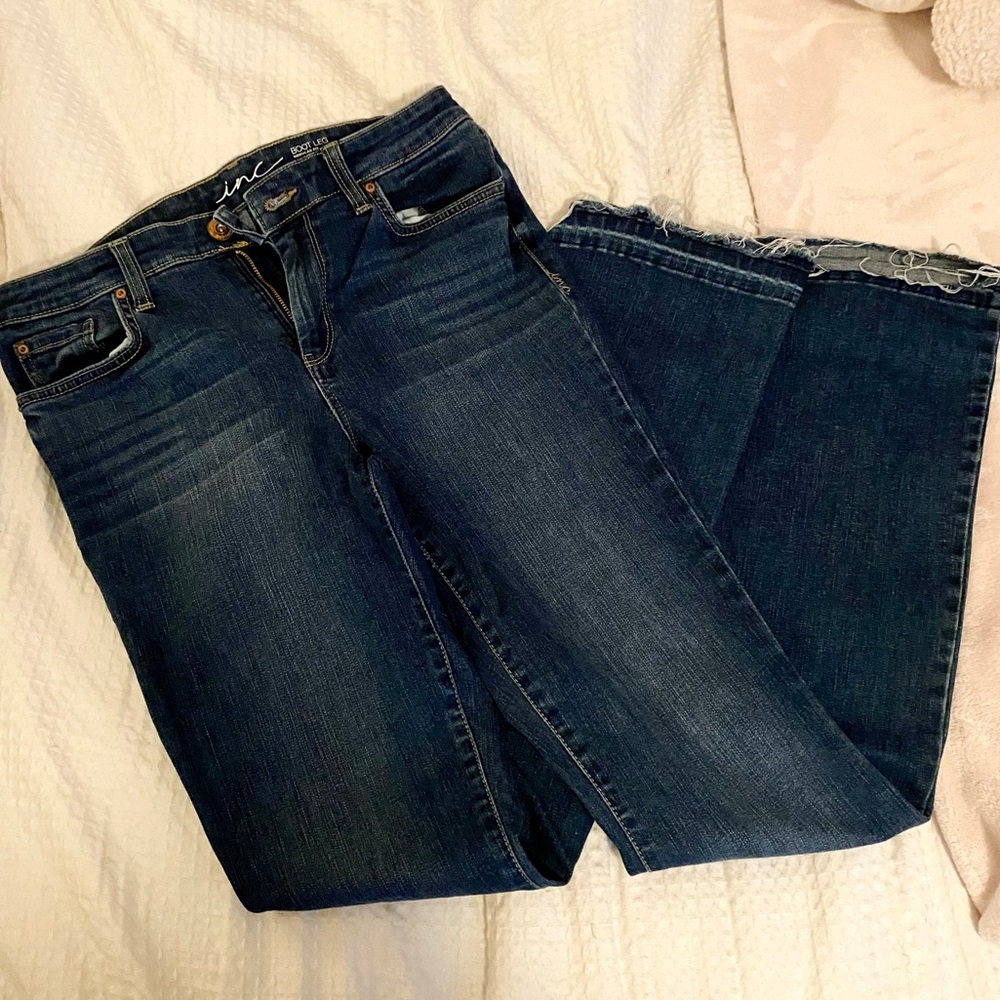 Flared jeans